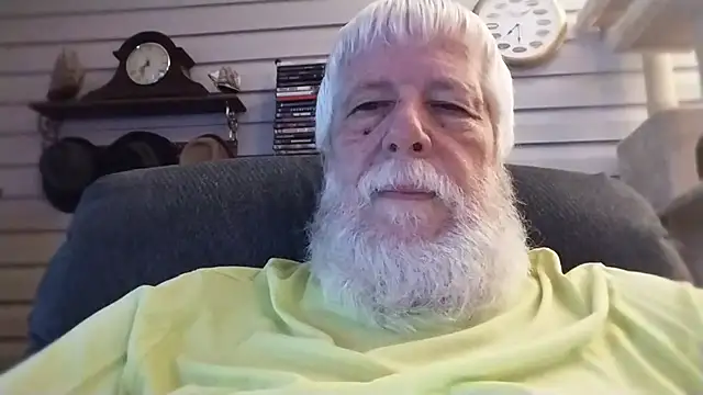 Snapshot of Futura_intx chatting on 14, 7, 2026 Futura intx online show from 14, 7, 2026