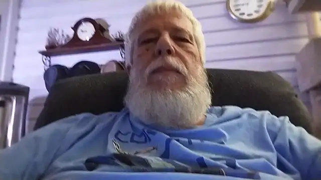 Snapshot of Futura_intx chatting on 24, 6, 2026 Futura intx online show from 24, 6, 2026