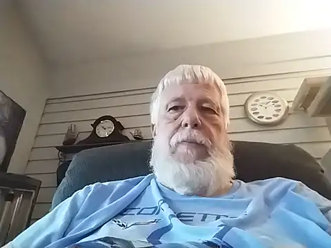 Snapshot of Futura_intx chatting on 14, 6, 2026 Futura intx online show from 14, 6, 2026