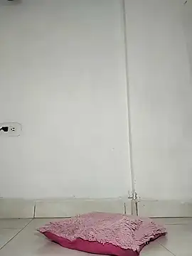 lucianamorales online show from 25, 1, 2025