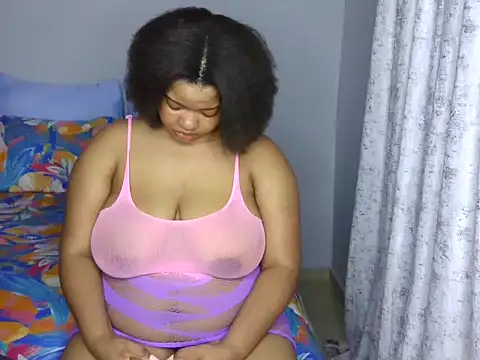 sexytinashe21 online show from 3, 10, 2025