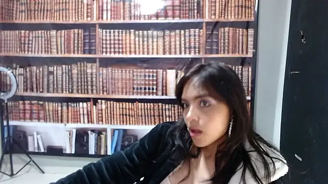 Licky Han online show from 6, 1, 2025