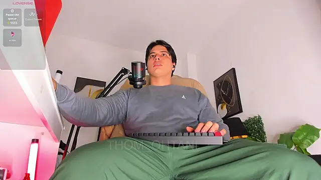 Thom Ohtani online show from 12, 4, 2026