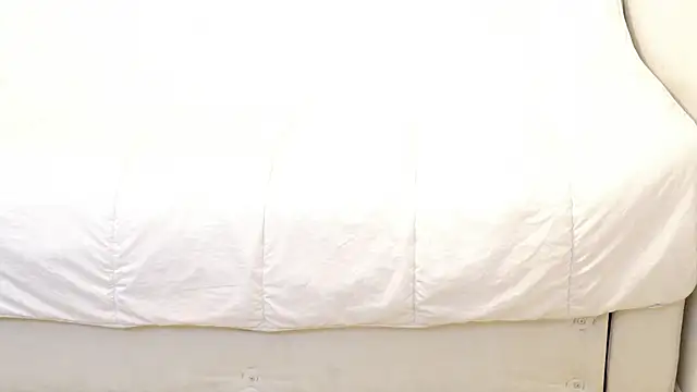 amabel zambrano online show from 12, 3, 2025