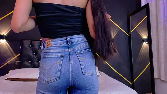 amabel zambrano online show from 21, 4, 2026