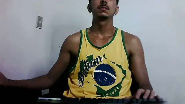 MagrinhoSaradoo online show from 4, 7, 2026