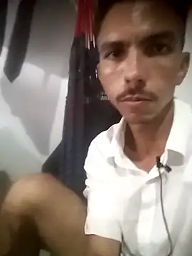 MagrinhoSaradoo online show from 7, 3, 2025