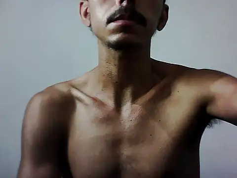 MagrinhoSaradoo online show from 16, 1, 2026