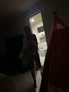 Izy cute  online show from 19, 4, 2026