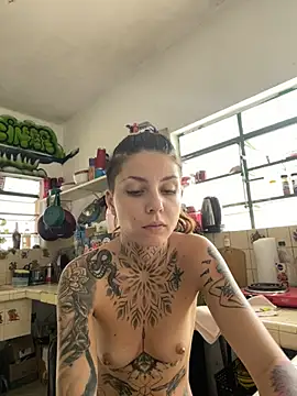 Izy cute  online show from 9, 2, 2025