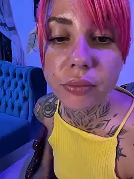 Izy cute  online show from 30, 4, 2026