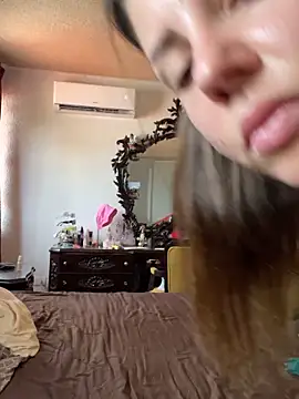 Izy cute  online show from 12, 9, 2025