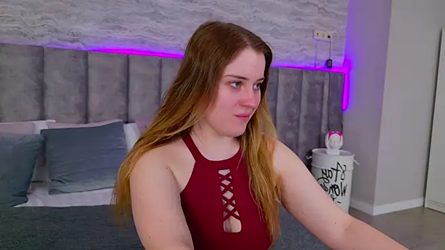 EllieGarson online show from 13, 3, 2025