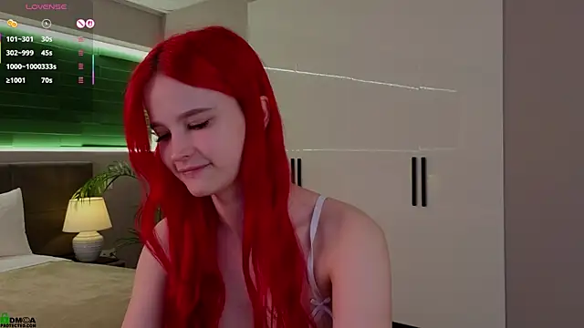 Snapshot of Rina_Red chatting on 16, 11, 2025 Rina Red online show from 16, 11, 2025