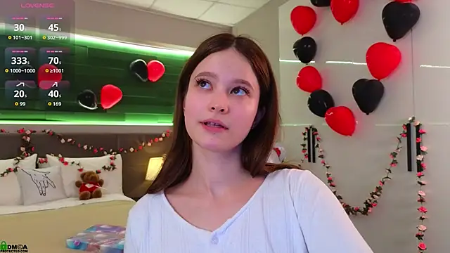 Snapshot of Rina_Red chatting on 15, 2, 2026 Rina Red online show from 15, 2, 2026