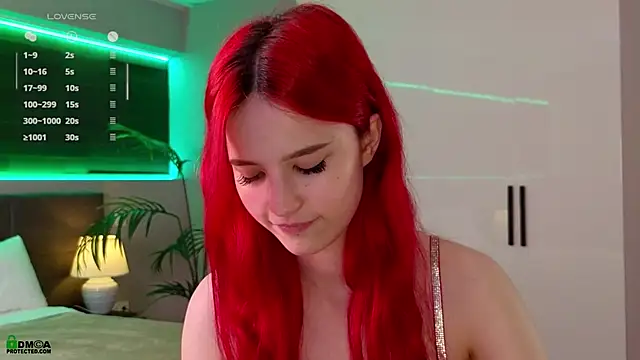 Snapshot of Rina_Red chatting on 10, 9, 2025 Rina Red online show from 10, 9, 2025