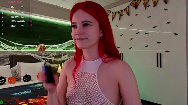 Snapshot of Rina_Red chatting on 2, 11, 2025 Rina Red online show from 2, 11, 2025