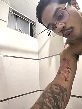 Snapshot of THEGOATHL chatting on 15, 12, 2025 THEGOATHL online show from 15, 12, 2025