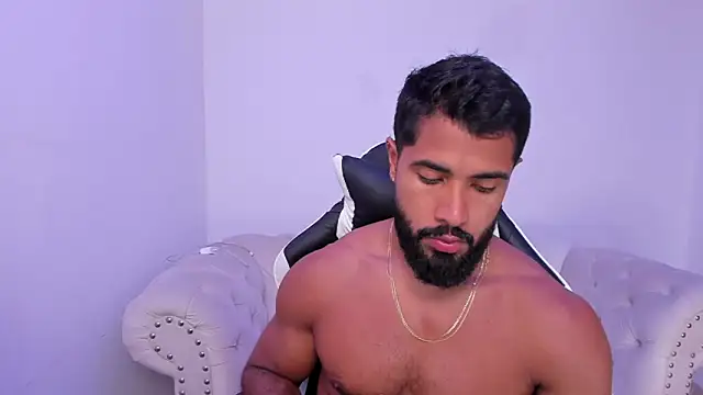 Santiago huntt online show from 14, 11, 2025