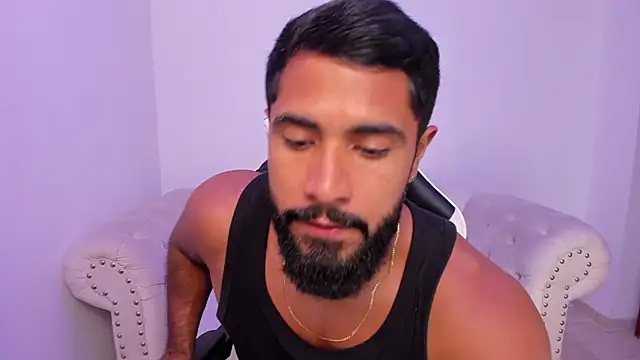 Santiago huntt online show from 23, 12, 2025