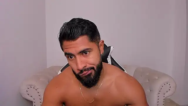 Santiago huntt online show from 12, 1, 2026