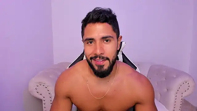 Santiago huntt online show from 10, 3, 2026