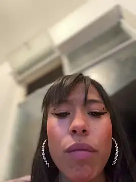 Salomee Ramireez online show from 6, 1, 2025