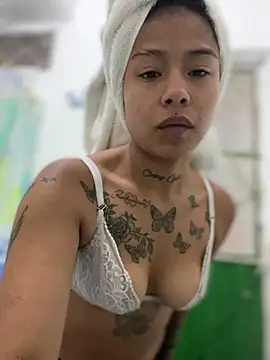 Salomee Ramireez online show from 17, 1, 2025