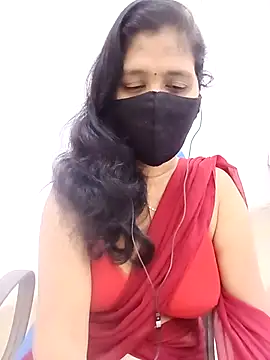 Lucky-Deepthi online show from 23, 11, 2025