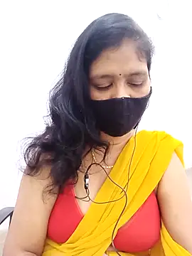 Lucky-Deepthi online show from 28, 11, 2025