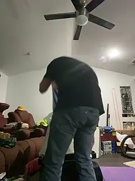 Snapshot of SparingTeller chatting on 8, 11, 2025 SparingTeller online show from 8, 11, 2025