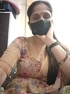 Snapshot of priyancyfun chatting on 3, 7, 2026 priyancyfun online show from 3, 7, 2026
