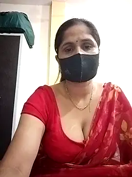 Snapshot of priyancyfun chatting on 7, 5, 2026 priyancyfun online show from 7, 5, 2026