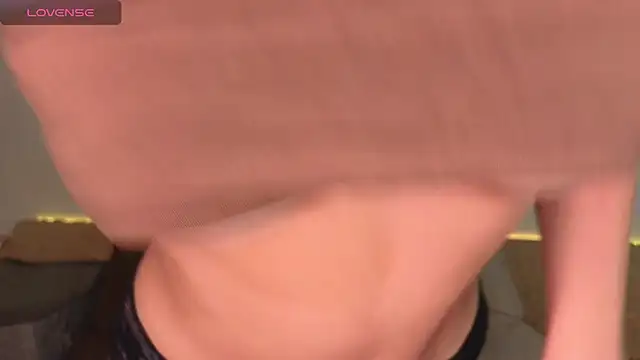 emilytrays online show from 6, 11, 2025