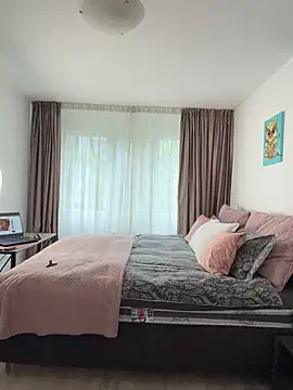 NNNoire online show from 7, 4, 2026