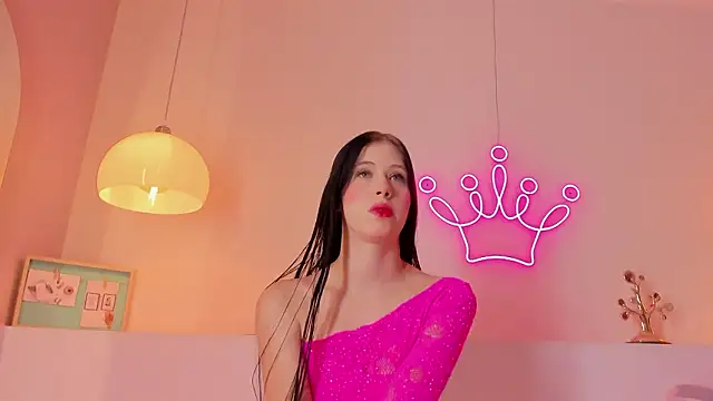 sara  jones gh online show from 22, 2, 2026