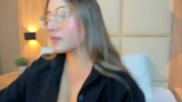 Snapshot of antonella_cutie_ chatting on 7, 1, 2026 antonella cutie online show from 7, 1, 2026