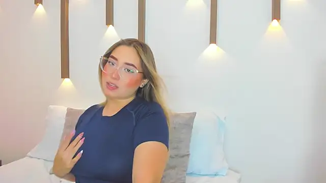 antonella cutie  online show from 10, 3, 2025