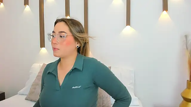 antonella cutie  online show from 3, 3, 2025