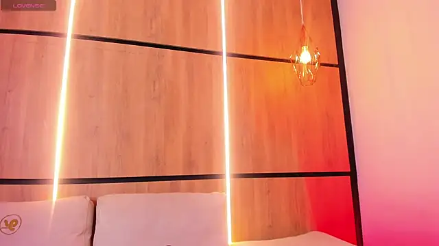 ashlyn parker online show from 27, 9, 2025