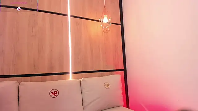 ashlyn parker online show from 23, 9, 2025