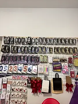 mewKate online show from 19, 3, 2026