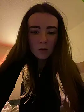 mewKate online show from 25, 3, 2026