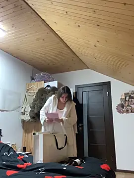 mewKate online show from 29, 3, 2026