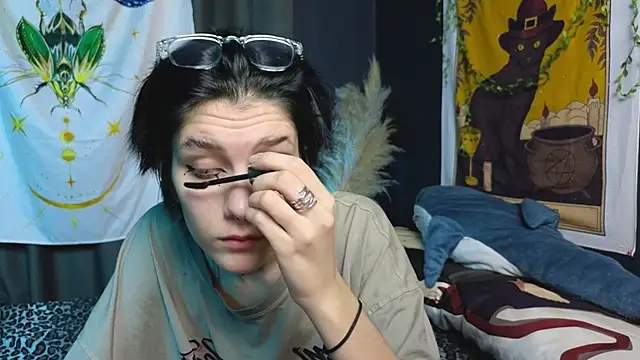 Snapshot of Hyeon_Jin chatting on 18, 1, 2025 Hyeon Jin online show from 18, 1, 2025