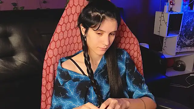 Snapshot of Hyeon_Jin chatting on 13, 2, 2025 Hyeon Jin online show from 13, 2, 2025