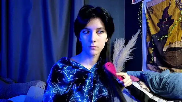 Snapshot of Hyeon_Jin chatting on 10, 2, 2025 Hyeon Jin online show from 10, 2, 2025