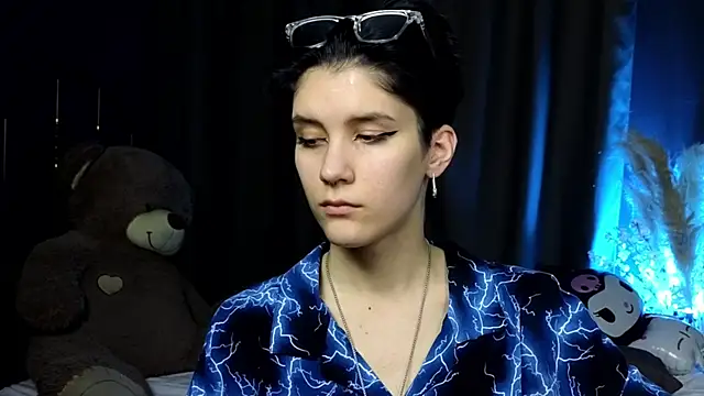 Snapshot of Hyeon_Jin chatting on 13, 3, 2025 Hyeon Jin online show from 13, 3, 2025