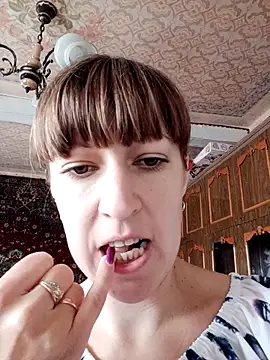 Snapshot of Calibers2932 chatting on 23, 10, 2025 Calibers2932 online show from 23, 10, 2025