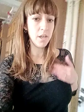 Snapshot of Calibers2932 chatting on 11, 10, 2025 Calibers2932 online show from 11, 10, 2025